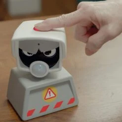 Beat The Camera Lautapeli -Muovi Ja Lelu US Beat The Camera peli 2 1