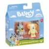 Bluey Hahmot 2 Kpl – Surprise Blaster Suit. 1 Bluey Hahmot 2 Kpl – Surprise Blaster Suit. -Muovi Ja Lelu US Bluey and Chucky Surprise Blaster Suit