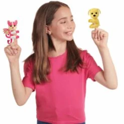 Fingerlings Adopt Me Koira 8 Fingerlings Adopt Me Koira -Muovi Ja Lelu US Fingerlings Adopt Me koira 1