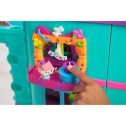 Gabby’s Nukkekoti Parveke Talent Show 8 Gabby’s Nukkekoti Parveke Talent Show -Muovi Ja Lelu US Gabbys nukkekoti parveke Talent Show 2