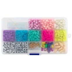 Helmirasia Grafix 13 Erilaista Helmeä