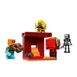 LEGO Minecraft 21266 Hornan Laavataistelu -Muovi Ja Lelu US LEGO Minecraft 21266 Hornan laavataistelu 2