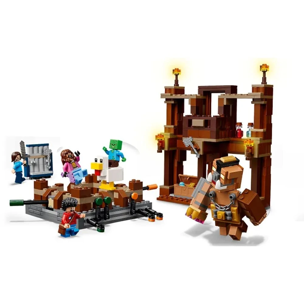 LEGO Minecraft 21272 – Puukartanon Taisteluareena 4 LEGO Minecraft 21272 – Puukartanon Taisteluareena - Image 2