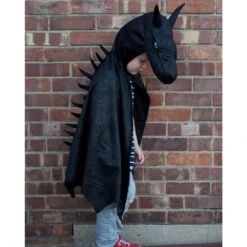 Lasten Naamiaisasu Viitta Lohikäärme Musta Great Pretenders -Muovi Ja Lelu US Lasten naamiaisasu viitta lohikaarme musta Great Pretenders 1