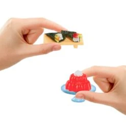 Miniverse Make It Mini Food Yllätyspallo 14 Miniverse Make It Mini Food Yllätyspallo -Muovi Ja Lelu US Miniverse Make It Mini Food yllatyspallo 5