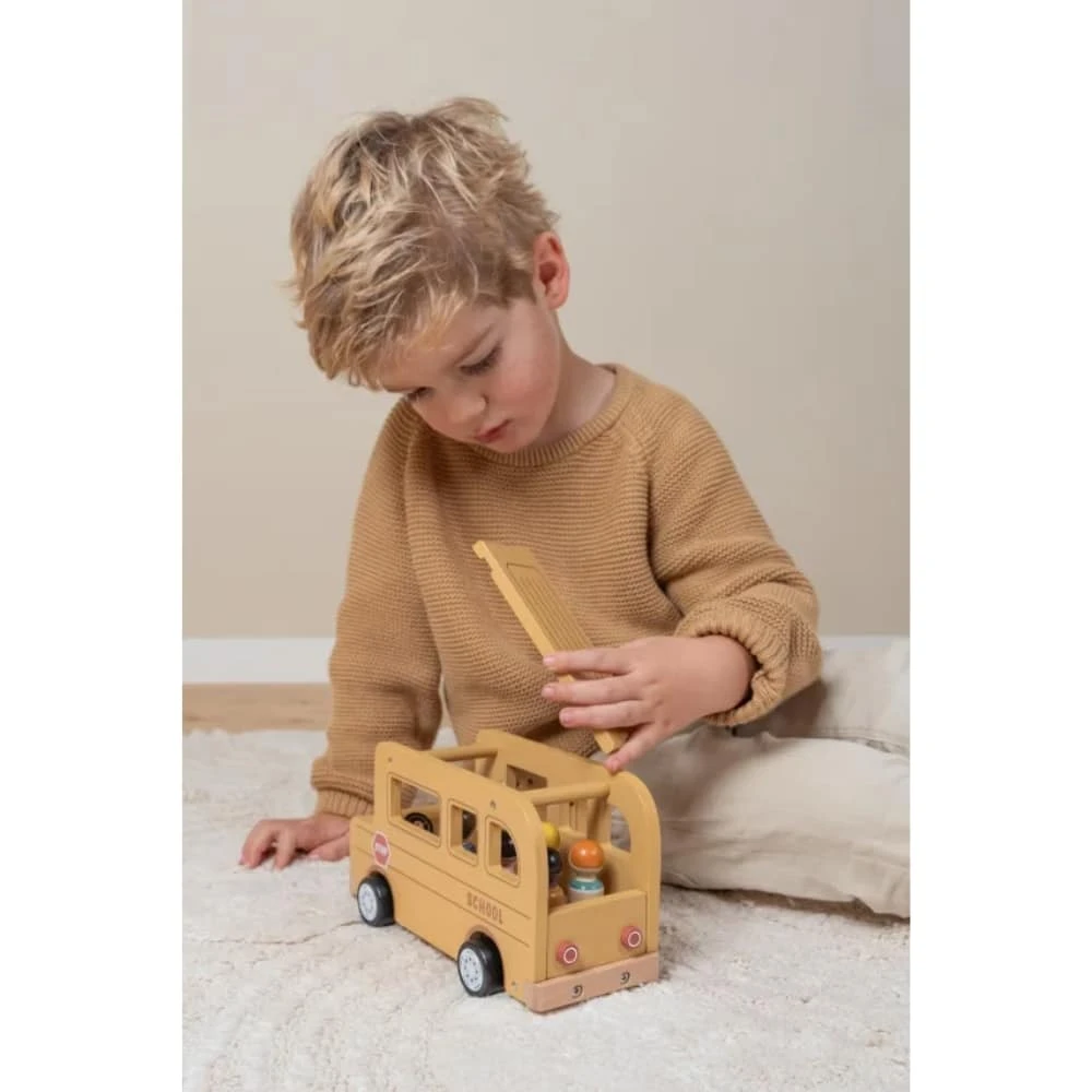 Koulubussi Little Dutch + 5 Hahmoa 6 Koulubussi Little Dutch + 5 Hahmoa - Image 4