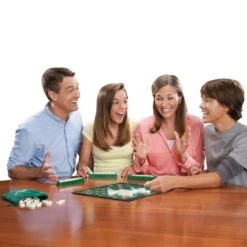 Scrabble-ristisanapeli -Muovi Ja Lelu US Scrabble ristisanapeli 3