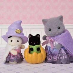 Sylvanian Halloween Yllätysjuhlat -Muovi Ja Lelu US Sylvanian Halloween yllatysjuhlat 3