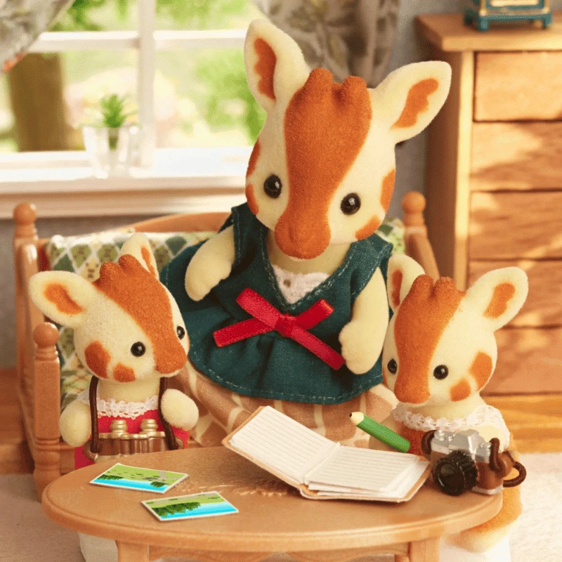 Sylvanian Families Kirahviperhe 5639 5 Sylvanian Families Kirahviperhe 5639 - Image 3