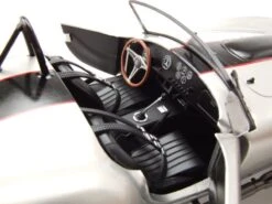 Shelby Cobra 427 MKII 1:18 Hopea Solido -Muovi Ja Lelu US sh3