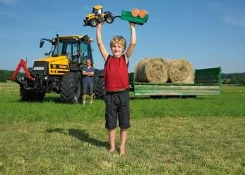 Bruder Peräkärry Welger Vihreä 4 Bruder Peräkärry Welger Vihreä - Image 2